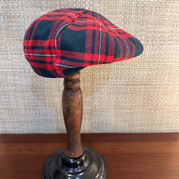 🌟2xHP🌟VTG 1970s-80s Red & Green Wool Tartan Plaid Newsboy Cap L - Picture 4 of 10